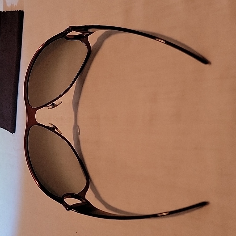 Vintage Gucci Sunglasses - Picture 8 of 16